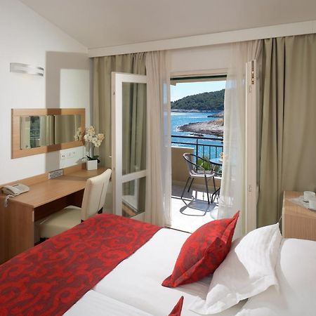 מילנה Hotel Fortuna מראה חיצוני תמונה