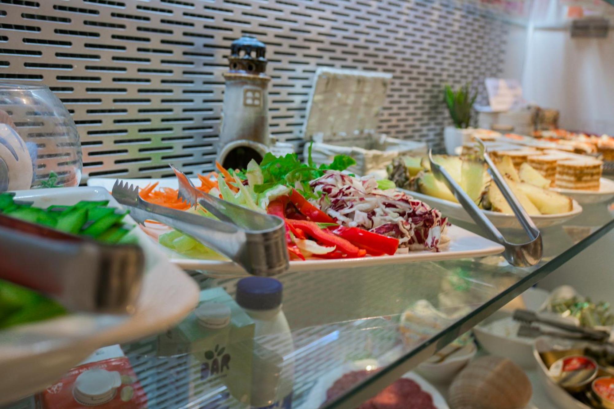 מילנה Hotel Fortuna מראה חיצוני תמונה