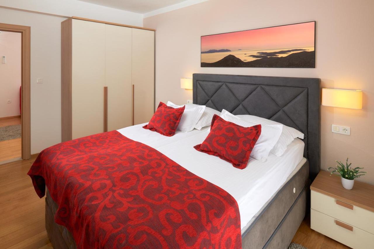 מילנה Hotel Fortuna מראה חיצוני תמונה